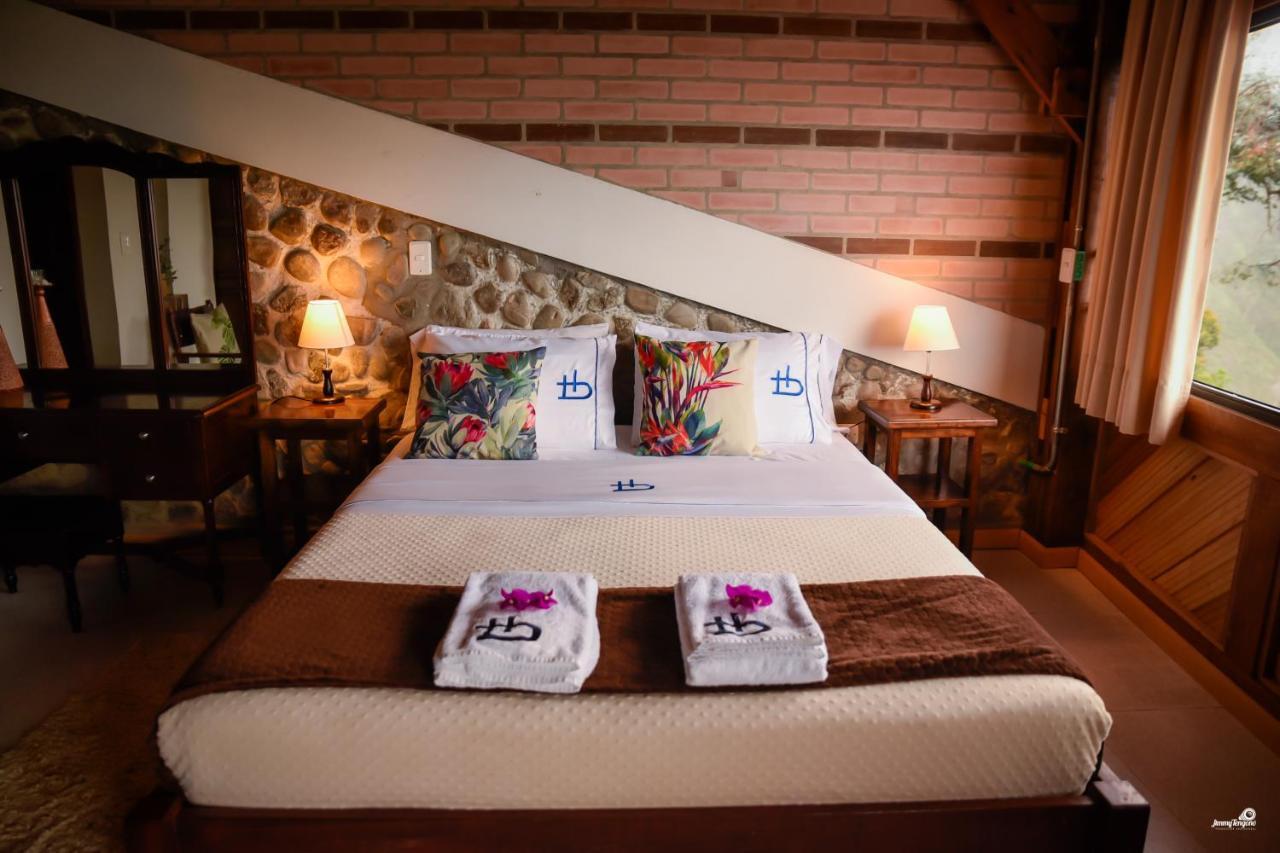 Ecohotel Bordones Isnos Esterno foto