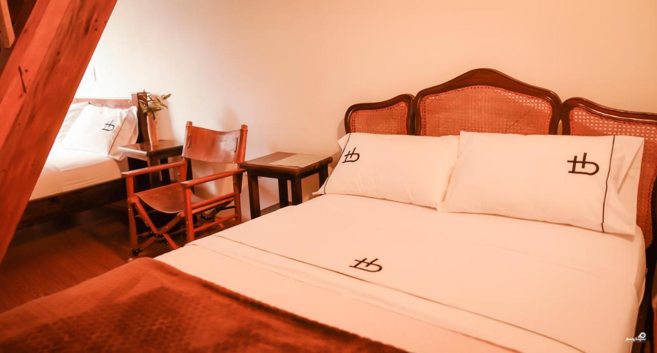 Ecohotel Bordones Isnos Esterno foto